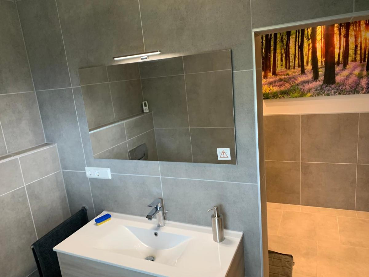 Boardinghouse Saargau Apartman Überherrn Kültér fotó